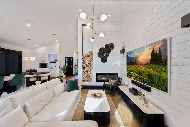 5408 SHINGLE CREEK DRIVE, Orlando, FL 32821