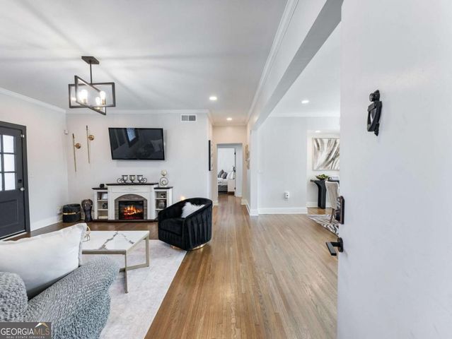 88 Peachtree Memorial Drive NW 88, Atlanta, GA 30309