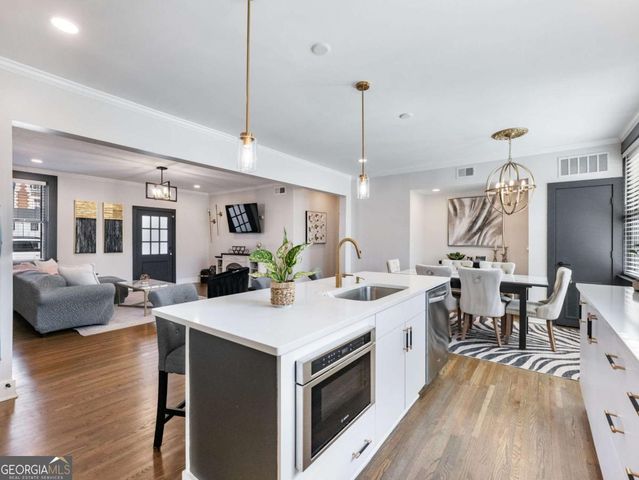 88 Peachtree Memorial Drive NW 88, Atlanta, GA 30309