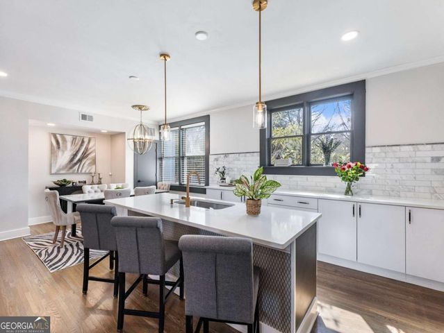 88 Peachtree Memorial Drive NW 88, Atlanta, GA 30309