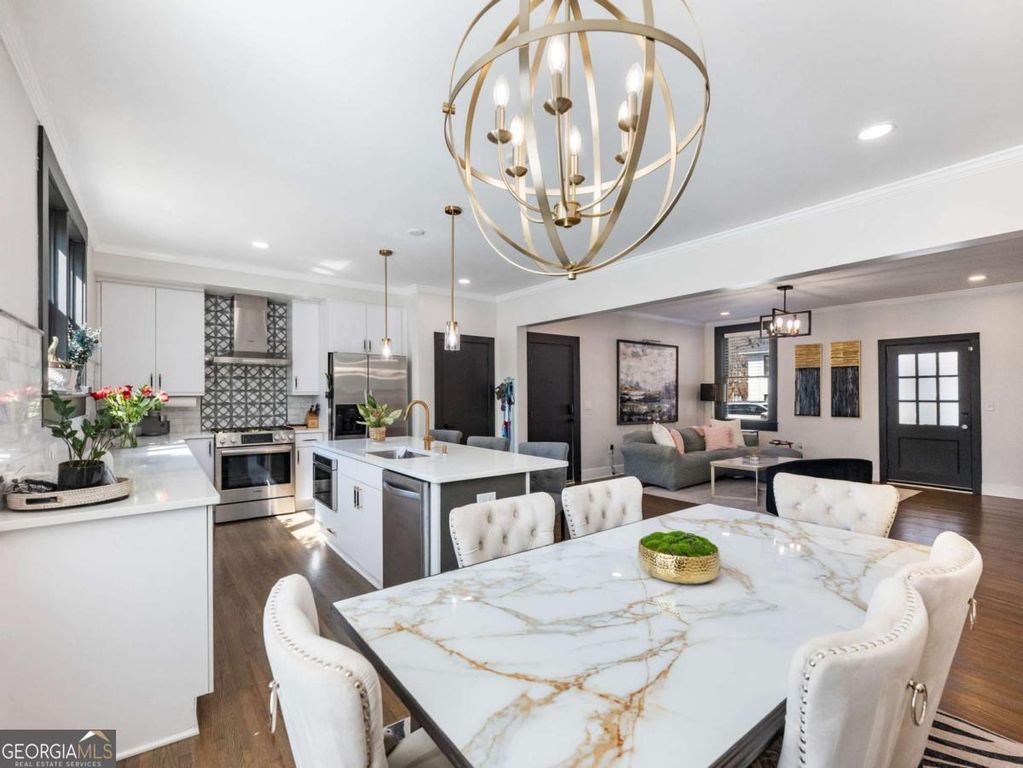 88 Peachtree Memorial Drive NW 88, Atlanta, GA 30309