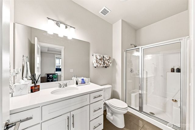 18630 Greenwood Place E, Bonney Lake, WA 98391