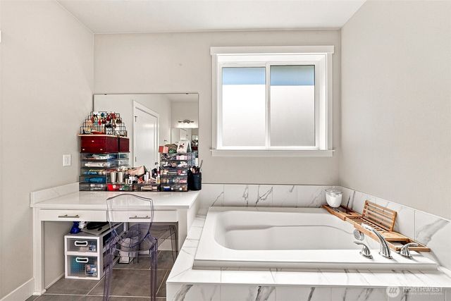 18630 Greenwood Place E, Bonney Lake, WA 98391