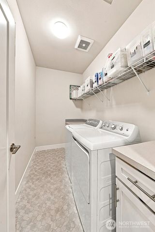 18630 Greenwood Place E, Bonney Lake, WA 98391