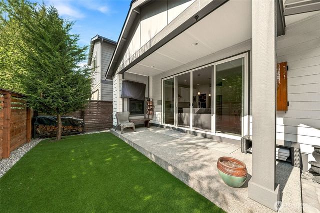 18630 Greenwood Place E, Bonney Lake, WA 98391