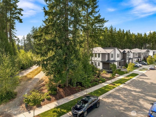 18630 Greenwood Place E, Bonney Lake, WA 98391