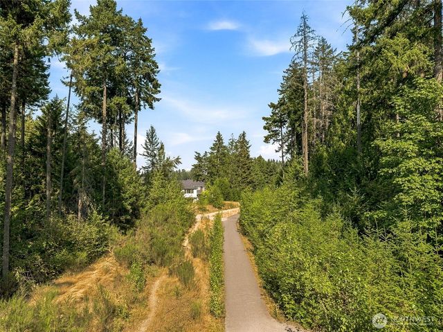 18630 Greenwood Place E, Bonney Lake, WA 98391