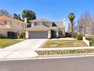 1569 Woodbury, Redlands, CA 92374