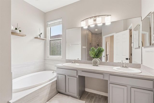 11809 ACORN WOODS TERRACE, Lakewood Ranch, FL 34202