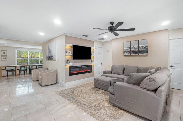 711 Laurel Drive, Lake Park, FL 33403