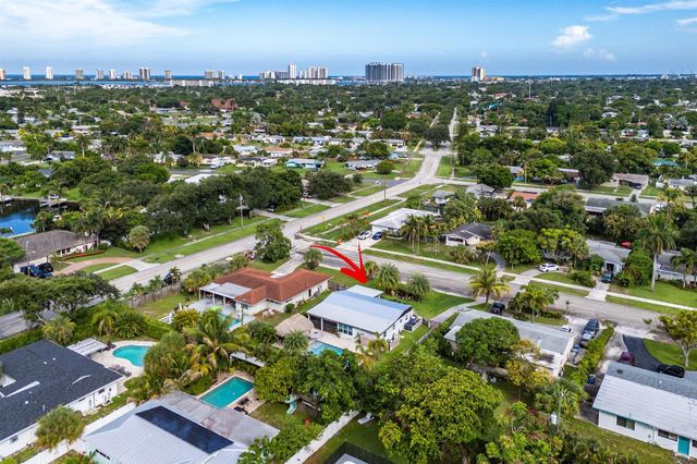 711 Laurel Drive, Lake Park, FL 33403