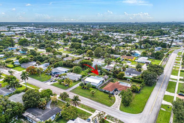 711 Laurel Drive, Lake Park, FL 33403