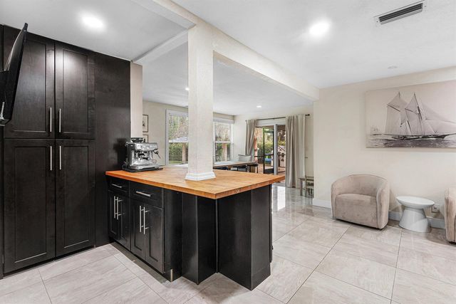 711 Laurel Drive, Lake Park, FL 33403