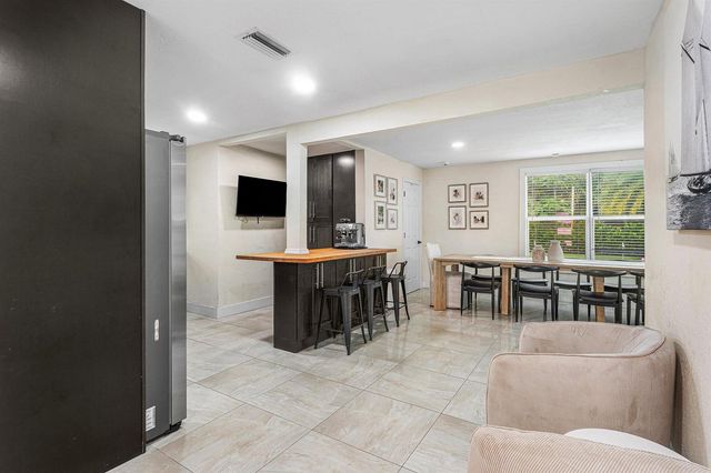 711 Laurel Drive, Lake Park, FL 33403
