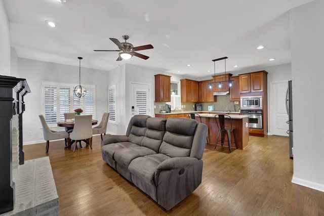 1015 Summerfield Drive, Cumming, GA 30040