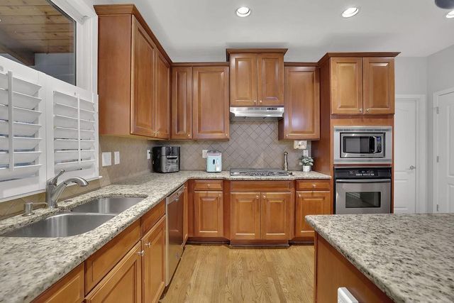 1015 Summerfield Drive, Cumming, GA 30040