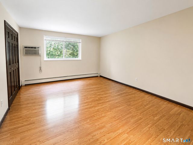 185 Scott Road 1-D, Waterbury, CT 06705