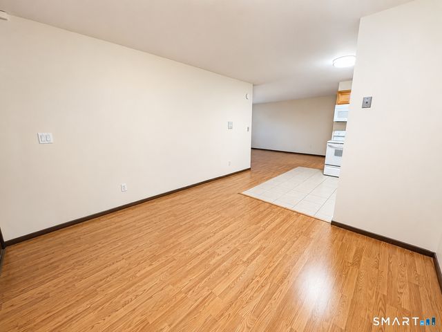 185 Scott Road 1-D, Waterbury, CT 06705