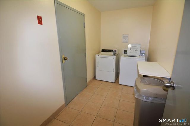 185 Scott Road 1-D, Waterbury, CT 06705