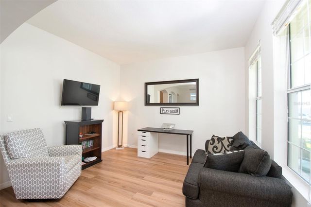 606 LAKE TALQUIN WAY, Groveland, FL 34736