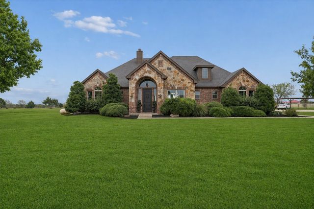 542 Pierce Road, Red Oak, TX 75154