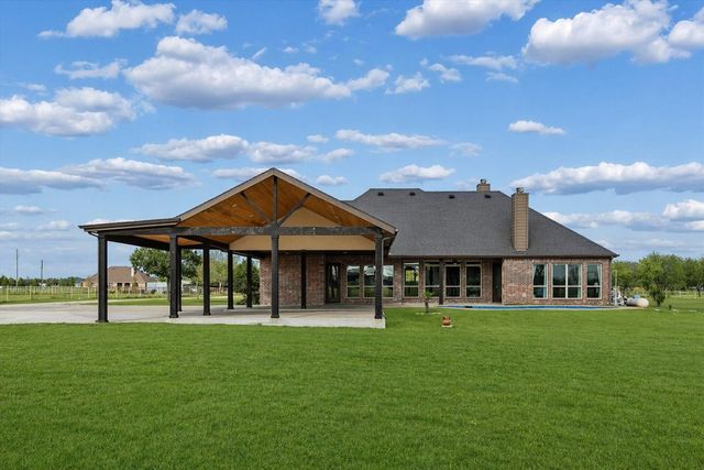 542 Pierce Road, Red Oak, TX 75154