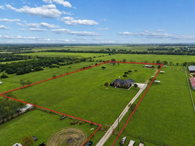 542 Pierce Road, Red Oak, TX 75154