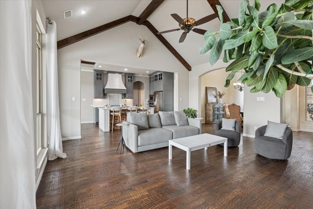 542 Pierce Road, Red Oak, TX 75154