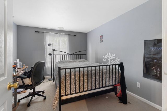 18 HEMINGWAY LN, Columbus, NJ 08022