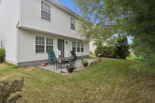 18 HEMINGWAY LN, Columbus, NJ 08022