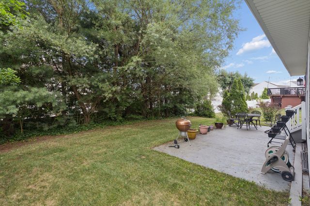 18 HEMINGWAY LN, Columbus, NJ 08022