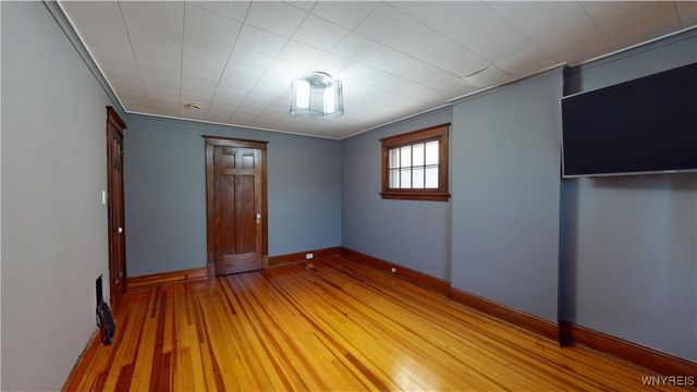 1146 Haeberle Avenue, Niagara Falls, NY 14301