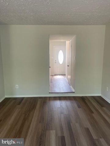 6918 SCOTCH DR, Laurel, MD 20707