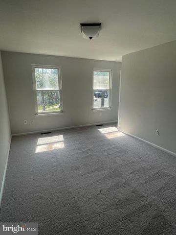 6918 SCOTCH DR, Laurel, MD 20707