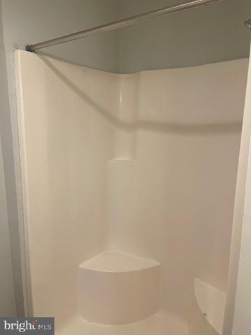 6918 SCOTCH DR, Laurel, MD 20707