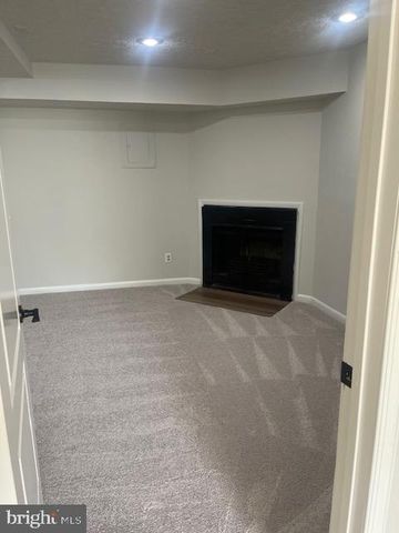 6918 SCOTCH DR, Laurel, MD 20707