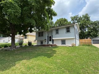 1105 Bundy Street, Des Moines, IA 50315