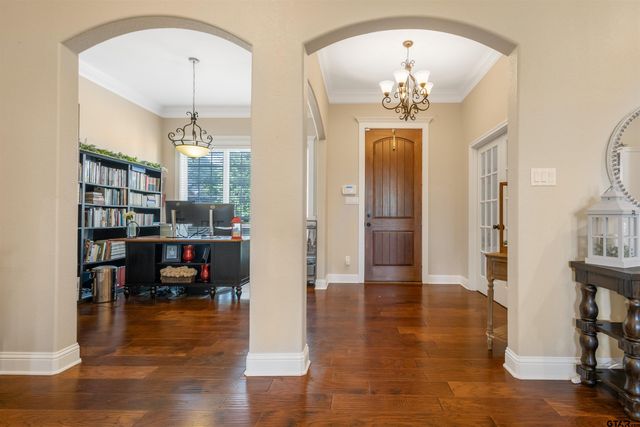 221 County Road 2308, Mineola, TX 75773