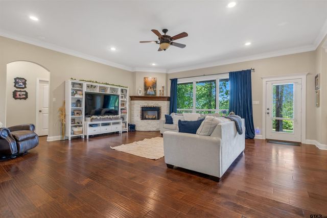 221 County Road 2308, Mineola, TX 75773