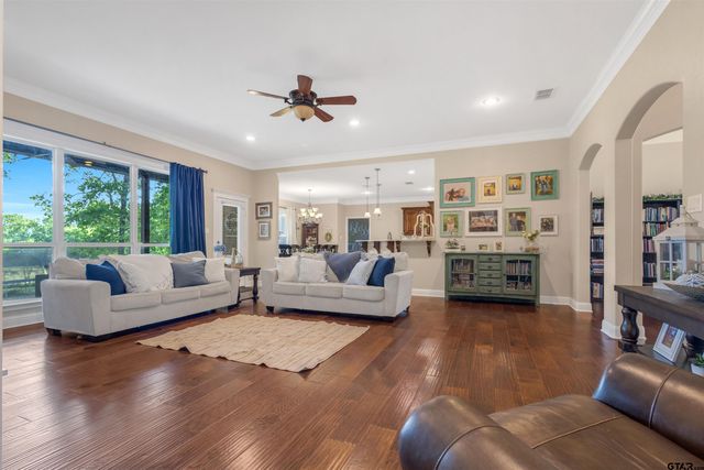 221 County Road 2308, Mineola, TX 75773