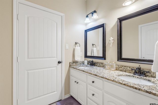 221 County Road 2308, Mineola, TX 75773