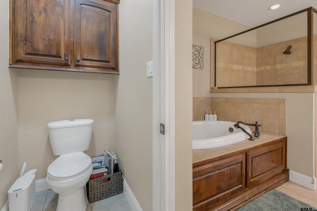 221 County Road 2308, Mineola, TX 75773