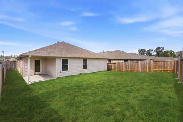 14335 Rain Dr, New Caney, TX 77357
