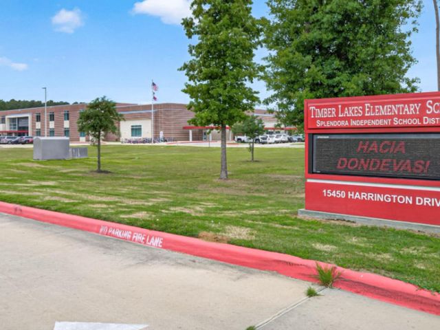 14335 Rain Dr, New Caney, TX 77357
