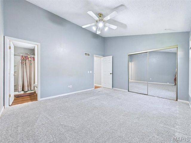 240 Sherwood Drive, Glen Carbon, IL 62034