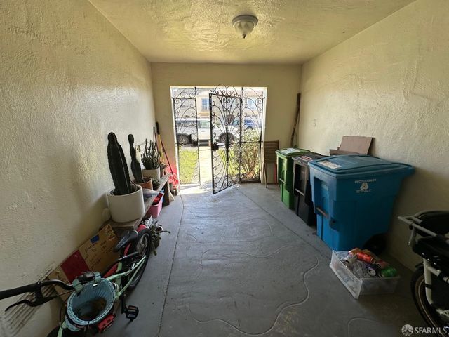 2063 42nd Avenue, San Francisco, CA 94116