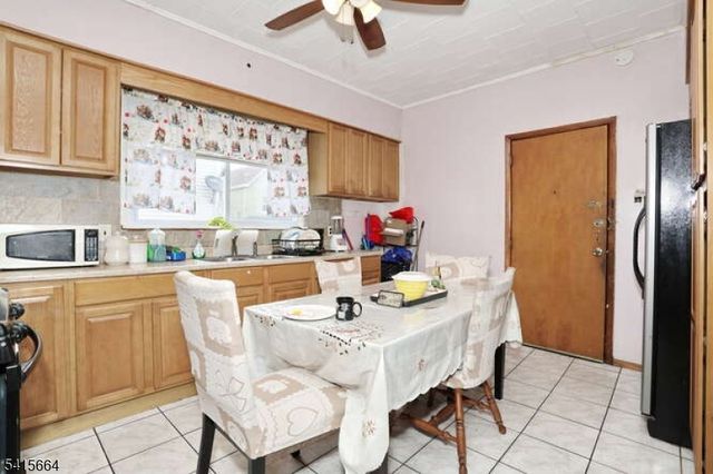 941 E 25Th St, Paterson City, NJ 07513