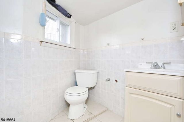 941 E 25Th St, Paterson City, NJ 07513