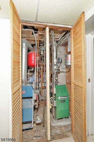 941 E 25Th St, Paterson City, NJ 07513