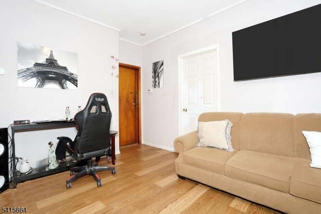 941 E 25Th St, Paterson City, NJ 07513